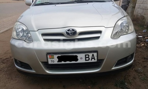 Acheter Occasion Voiture Toyota Corolla Gris à Lomé, Togo Acheter Occasion Voiture Toyota Corolla Gris à Lomé, Togo
