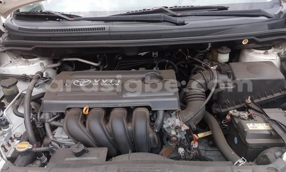 Acheter Occasion Voiture Toyota Corolla Verso Blanc à Lomé, Togo Acheter Occasion Voiture Toyota Corolla Verso Blanc à Lomé, Togo