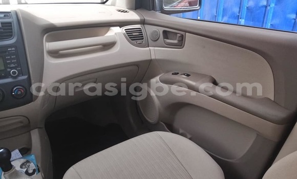 Acheter Occasion Voiture Kia Sportage Rouge à Lomé, Togo Acheter Occasion Voiture Kia Sportage Rouge à Lomé, Togo