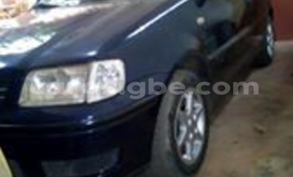 Acheter Occasion Voiture Volkswagen Polo Bleu à Lomé, Togo Acheter Occasion Voiture Volkswagen Polo Bleu à Lomé, Togo