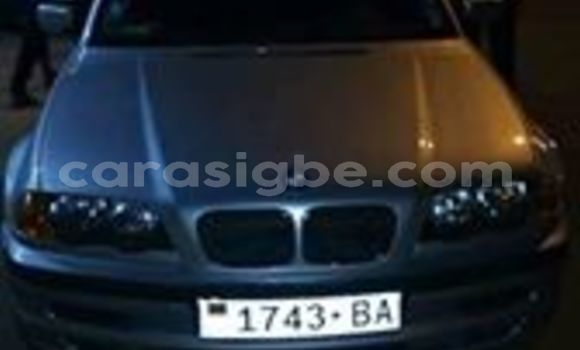 Acheter Occasion Voiture BMW 3–Series Gris à Lomé, Togo Acheter Occasion Voiture BMW 3–Series Gris à Lomé, Togo