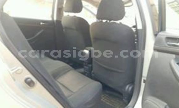 Acheter Occasion Voiture Toyota Avensis Gris à Lomé, Togo Acheter Occasion Voiture Toyota Avensis Gris à Lomé, Togo