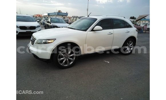 Acheter Import Voiture Infiniti FX Blanc à Import - Dubai, Togo Acheter Import Voiture Infiniti FX Blanc à Import - Dubai, Togo
