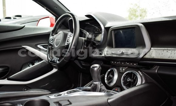 Acheter Import Voiture Chevrolet Camaro Rouge à Import - Dubai, Togo Acheter Import Voiture Chevrolet Camaro Rouge à Import - Dubai, Togo