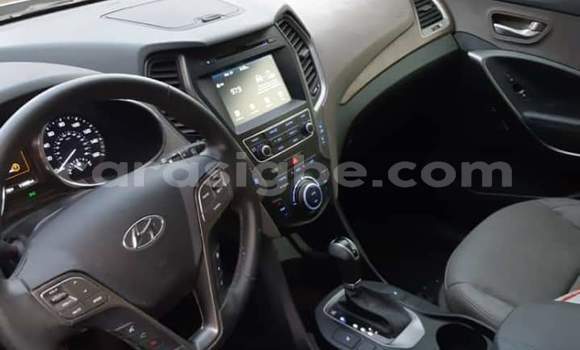 Acheter Occasion Voiture Hyundai Santa Fe Gris à Lomé, Togo Acheter Occasion Voiture Hyundai Santa Fe Gris à Lomé, Togo