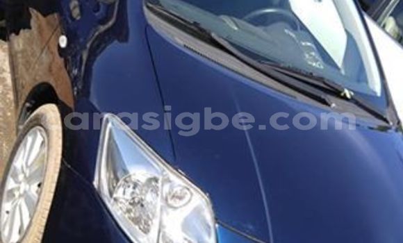 Buy Used Toyota Auris Blue Car in Lome in Togo Buy Used Toyota Auris Blue Car in Lome in Togo