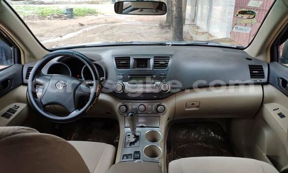 Acheter Occasion Voiture Toyota Highlander Vert à Lomé, Togo Acheter Occasion Voiture Toyota Highlander Vert à Lomé, Togo