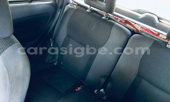 Acheter Occasion Voiture Toyota RAV4 Vert à Lomé, Togo Acheter Occasion Voiture Toyota RAV4 Vert à Lomé, Togo