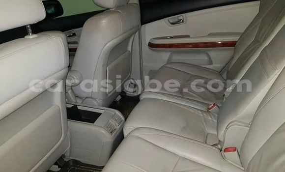 Acheter Occasion Voiture Lexus RX 330 Noir à Lomé, Togo Acheter Occasion Voiture Lexus RX 330 Noir à Lomé, Togo