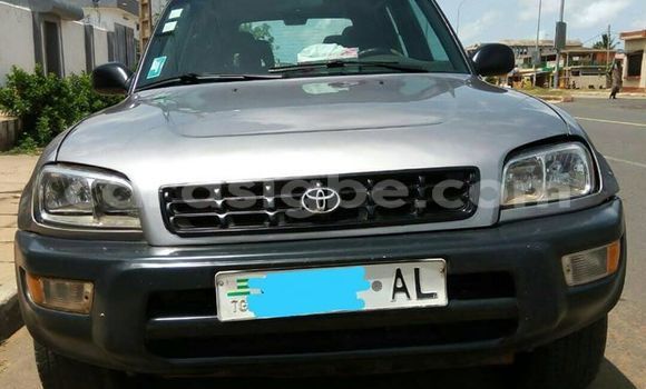 Acheter Occasion Voiture Toyota RAV4 Gris à Lomé, Togo Acheter Occasion Voiture Toyota RAV4 Gris à Lomé, Togo