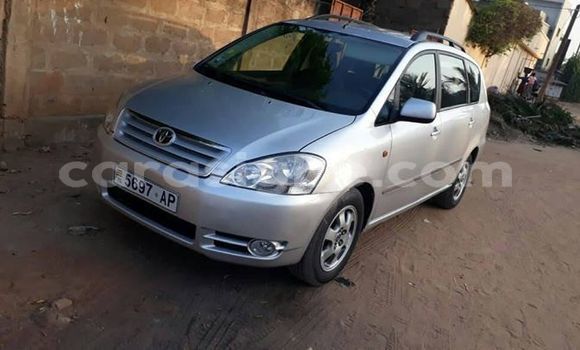 Acheter Occasion Voiture Toyota Avensis Verso Gris à Lomé, Togo Acheter Occasion Voiture Toyota Avensis Verso Gris à Lomé, Togo