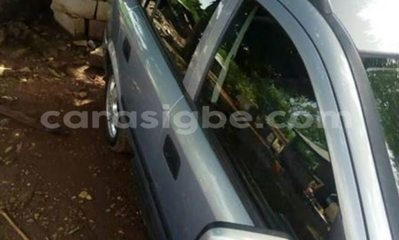 Acheter Occasion Voiture Opel Astra Gris à Lomé, Togo Acheter Occasion Voiture Opel Astra Gris à Lomé, Togo