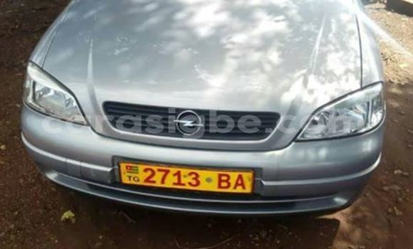 Acheter Occasion Voiture Opel Astra Gris à Lomé, Togo Acheter Occasion Voiture Opel Astra Gris à Lomé, Togo