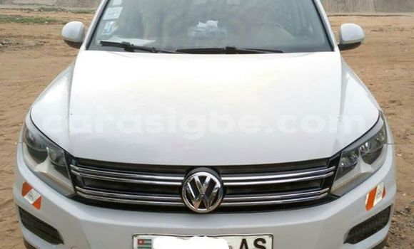 Acheter Occasion Voiture Volkswagen Tiguan Blanc à Lomé, Togo Acheter Occasion Voiture Volkswagen Tiguan Blanc à Lomé, Togo