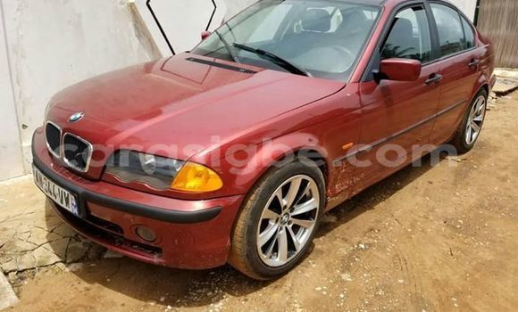 Acheter Occasion Voiture BMW 3–Series Rouge à Lomé, Togo Acheter Occasion Voiture BMW 3–Series Rouge à Lomé, Togo