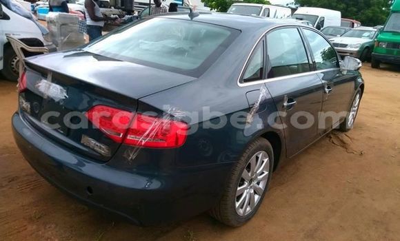 Acheter Occasion Voiture Audi A4 Bleu à Lomé, Togo