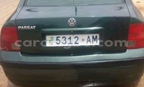 Buy Used Volkswagen Passat Green Car in Lome in Togo Buy Used Volkswagen Passat Green Car in Lome in Togo