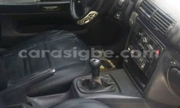 Buy Used Volkswagen Passat Green Car in Lome in Togo Buy Used Volkswagen Passat Green Car in Lome in Togo