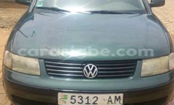 Buy Used Volkswagen Passat Green Car in Lome in Togo Buy Used Volkswagen Passat Green Car in Lome in Togo