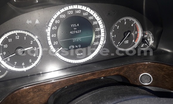 Buy Used Mercedes‒Benz C–Class White Car in Lome in Togo Buy Used Mercedes‒Benz C–Class White Car in Lome in Togo