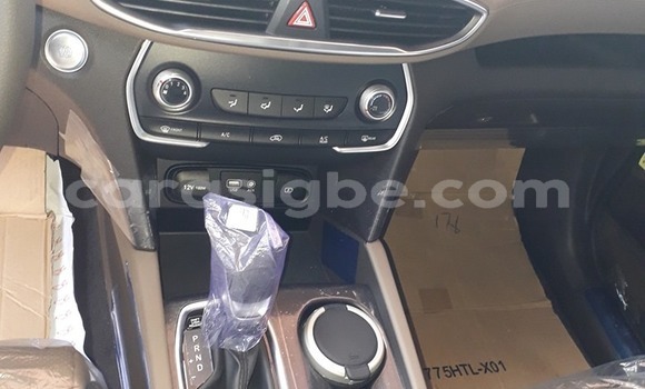 Buy Used Hyundai Santa Fe White Car in Lome in Togo Buy Used Hyundai Santa Fe White Car in Lome in Togo