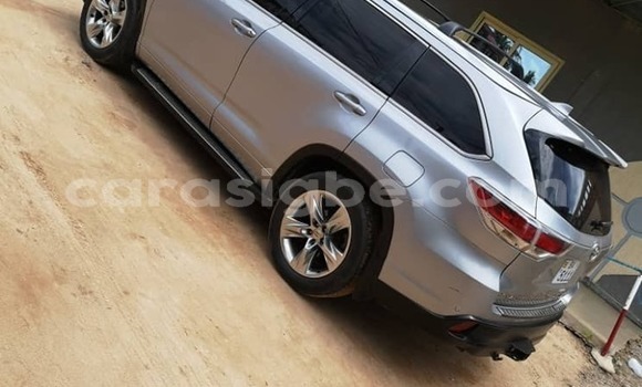 Buy Used Toyota Highlander Silver Car in Lome in Togo Buy Used Toyota Highlander Silver Car in Lome in Togo