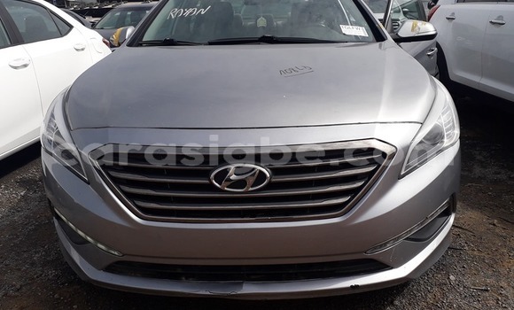Buy Used Hyundai Sonata Silver Car in Lome in Togo Buy Used Hyundai Sonata Silver Car in Lome in Togo