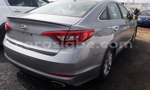 Buy Used Hyundai Sonata Silver Car in Lome in Togo Buy Used Hyundai Sonata Silver Car in Lome in Togo