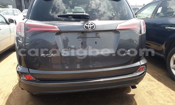 Buy Used Toyota RAV4 Other Car in Lome in Togo Buy Used Toyota RAV4 Other Car in Lome in Togo