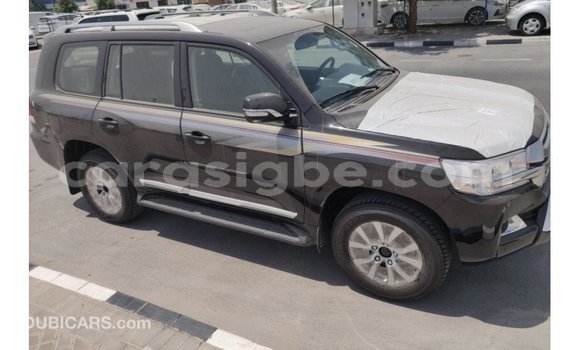 Acheter Import Voiture Toyota Land Cruiser Noir à Import - Dubai, Togo Acheter Import Voiture Toyota Land Cruiser Noir à Import - Dubai, Togo