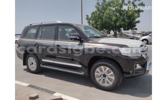 Acheter Import Voiture Toyota Land Cruiser Noir à Import - Dubai, Togo Acheter Import Voiture Toyota Land Cruiser Noir à Import - Dubai, Togo