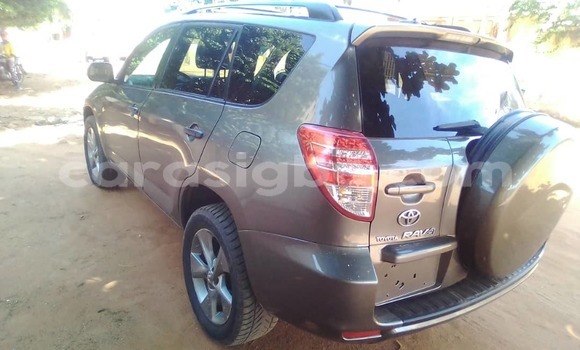 Acheter Occasion Voiture Toyota RAV4 Autre à Lomé, Togo Acheter Occasion Voiture Toyota RAV4 Autre à Lomé, Togo