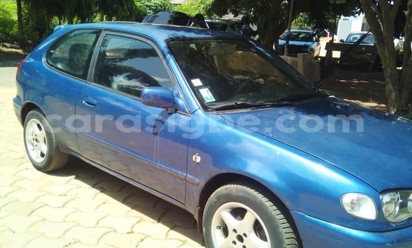 Acheter Occasion Voiture Toyota Corolla Bleu à Lomé, Togo Acheter Occasion Voiture Toyota Corolla Bleu à Lomé, Togo