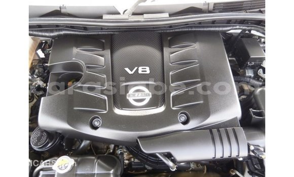 Buy Import Nissan Patrol White Car in Import - Dubai in Togo Buy Import Nissan Patrol White Car in Import - Dubai in Togo