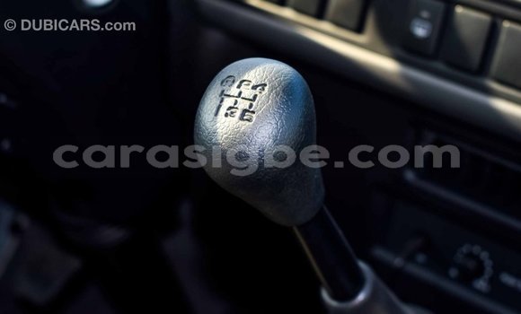 Acheter Import Voiture Toyota Coaster Blanc à Import - Dubai, Togo Acheter Import Voiture Toyota Coaster Blanc à Import - Dubai, Togo