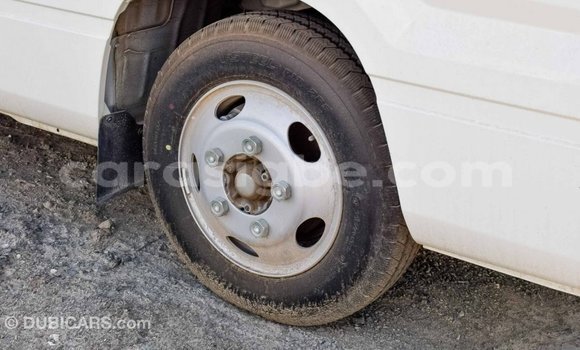 Acheter Import Voiture Toyota Coaster Blanc à Import - Dubai, Togo Acheter Import Voiture Toyota Coaster Blanc à Import - Dubai, Togo