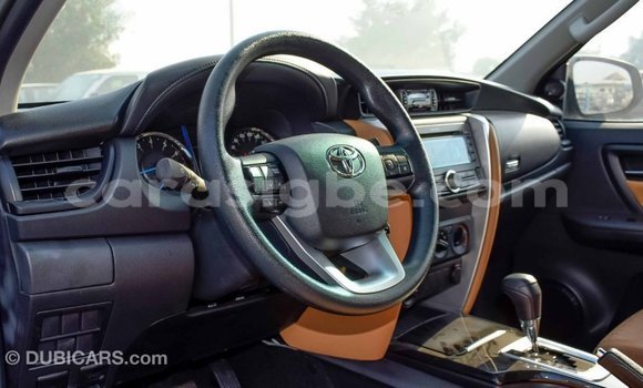Acheter Import Voiture Toyota Fortuner Autre à Import - Dubai, Togo Acheter Import Voiture Toyota Fortuner Autre à Import - Dubai, Togo
