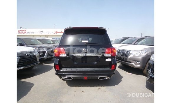 Acheter Import Voiture Toyota Land Cruiser Noir à Import - Dubai, Togo Acheter Import Voiture Toyota Land Cruiser Noir à Import - Dubai, Togo