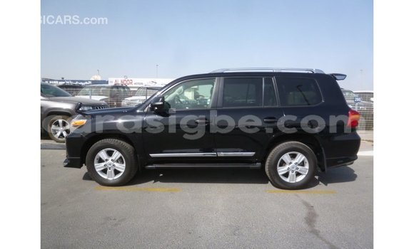Acheter Import Voiture Toyota Land Cruiser Noir à Import - Dubai, Togo Acheter Import Voiture Toyota Land Cruiser Noir à Import - Dubai, Togo