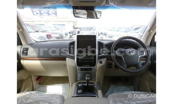 Acheter Import Voiture Toyota Land Cruiser Autre à Import - Dubai, Togo Acheter Import Voiture Toyota Land Cruiser Autre à Import - Dubai, Togo