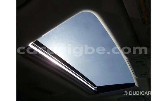 Acheter Import Voiture Toyota Land Cruiser Blanc à Import - Dubai, Togo Acheter Import Voiture Toyota Land Cruiser Blanc à Import - Dubai, Togo