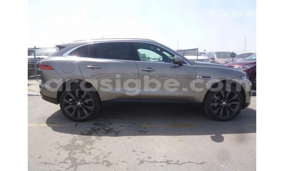 Acheter Import Voiture Jaguar F-Pace Autre à Import - Dubai, Togo Acheter Import Voiture Jaguar F-Pace Autre à Import - Dubai, Togo