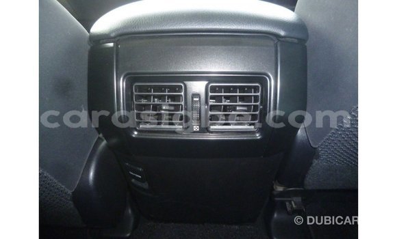 Acheter Import Voiture Toyota Prado Blanc à Import - Dubai, Togo Acheter Import Voiture Toyota Prado Blanc à Import - Dubai, Togo