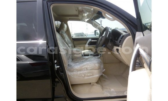 Buy Import Toyota Land Cruiser Black Car in Import - Dubai in Togo Buy Import Toyota Land Cruiser Black Car in Import - Dubai in Togo