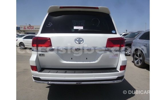 Buy Import Toyota Land Cruiser White Car in Import - Dubai in Togo Buy Import Toyota Land Cruiser White Car in Import - Dubai in Togo