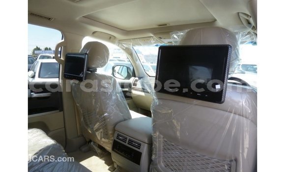 Buy Import Toyota Land Cruiser White Car in Import - Dubai in Togo Buy Import Toyota Land Cruiser White Car in Import - Dubai in Togo