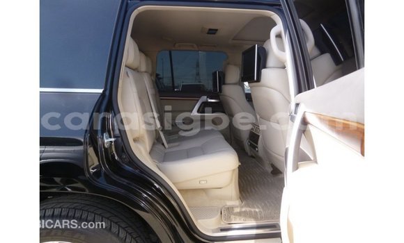 Buy Import Toyota Land Cruiser Black Car in Import - Dubai in Togo Buy Import Toyota Land Cruiser Black Car in Import - Dubai in Togo