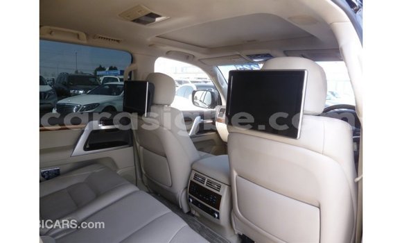 Buy Import Toyota Land Cruiser Black Car in Import - Dubai in Togo Buy Import Toyota Land Cruiser Black Car in Import - Dubai in Togo
