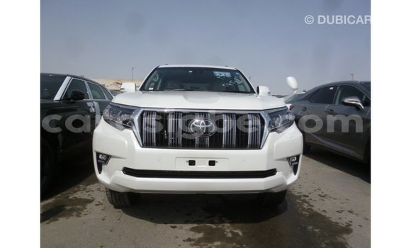 Acheter Import Voiture Toyota Prado Blanc à Import - Dubai, Togo Acheter Import Voiture Toyota Prado Blanc à Import - Dubai, Togo