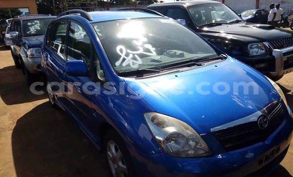 Acheter Occasion Voiture Toyota Verso Bleu à Lomé, Togo Acheter Occasion Voiture Toyota Verso Bleu à Lomé, Togo